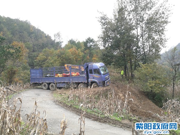 微信图片_20171024174515_副本.jpg