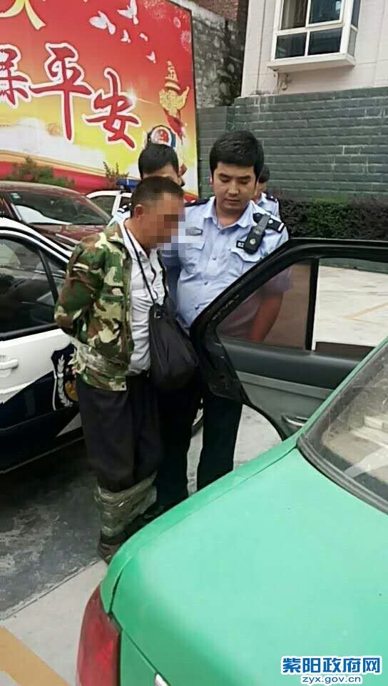 城关所:及时救助一名精神病男子 (2).jpg