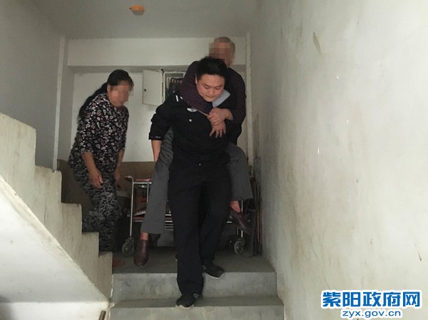 5、【为民解忧显真情 贴心服务暖民心】 (1).jpg