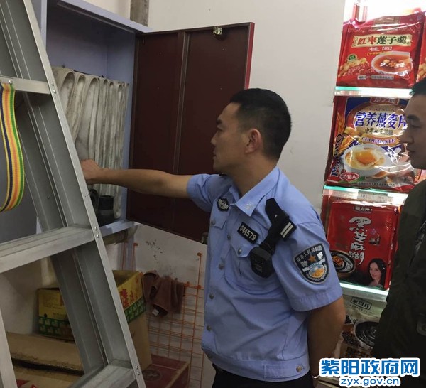 双桥所:再次对辖区重点单位进行安全大检查 2.jpg