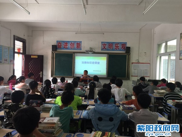 高桥.jpg
