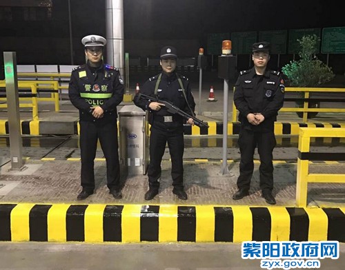 巡警大队两会安保2_副本.jpg