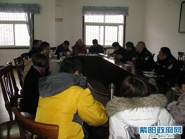 治安大队教育2.jpg