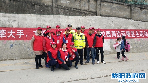 红椿交警中队:积极组织开展道路交通安全宣传教育活动2.jpg
