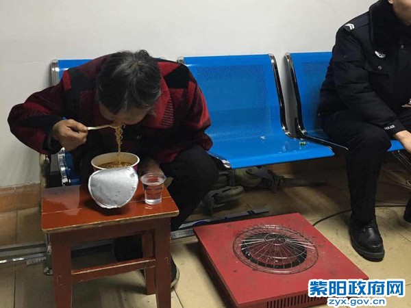 巡特警大队:警民鱼水情 温暖百姓心2.jpg